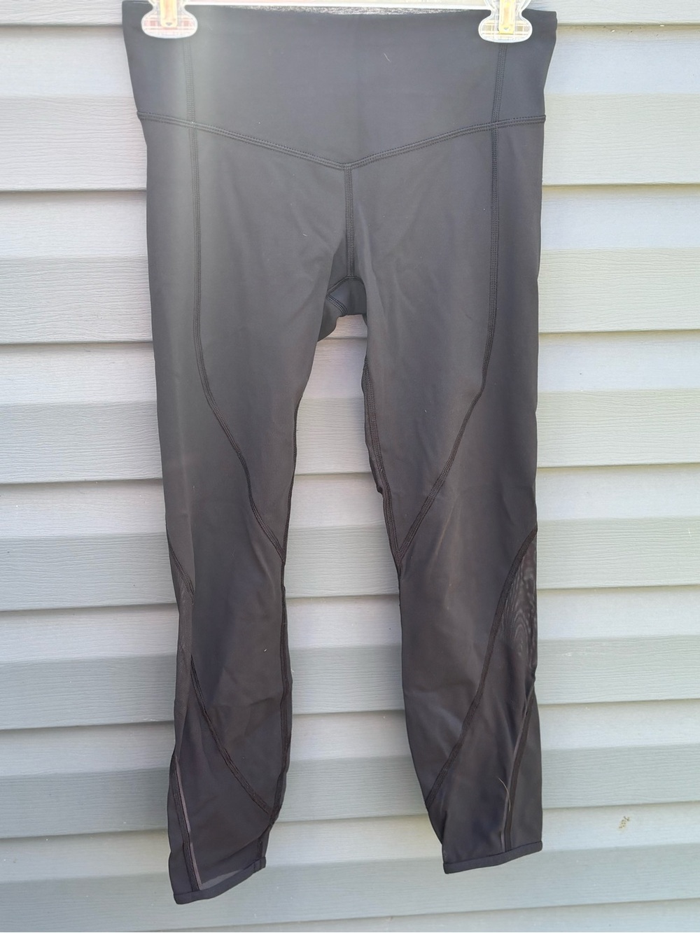 Lululemon Black Athletic Leggings With Mesh Detailing Size 4